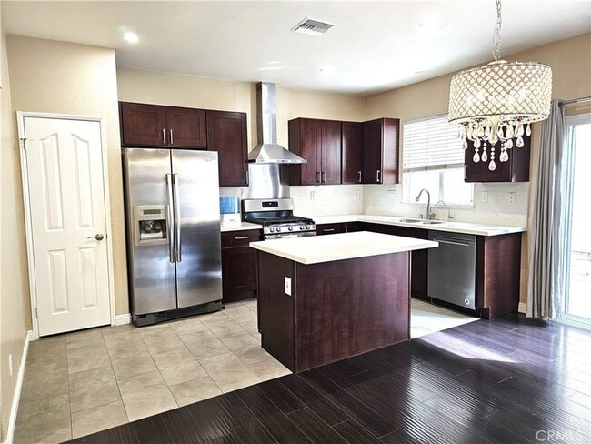 Building Photo - 11433 Mountain View Dr