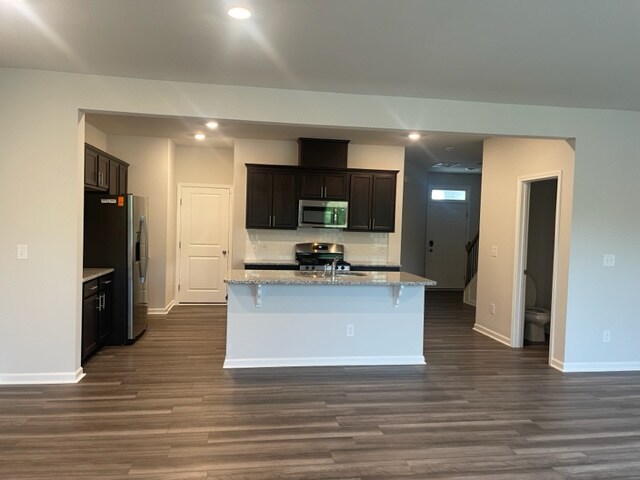 Building Photo - 3225 Montlawn Pl