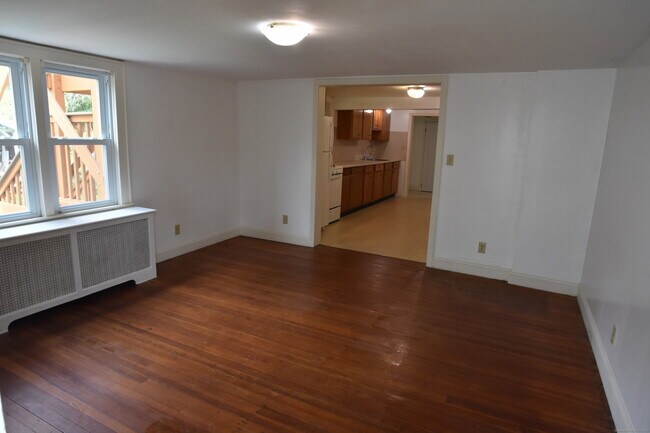 Foto del edificio - 244 Davis Ave