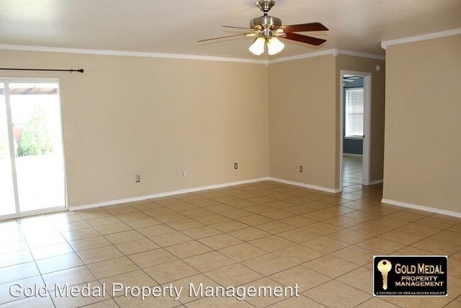 Building Photo - 5310 Gunnison Dr