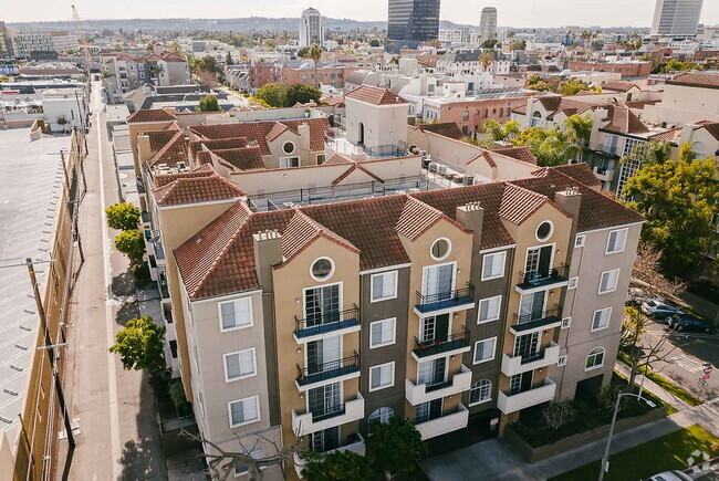 Building Photo - Cochran Terrace