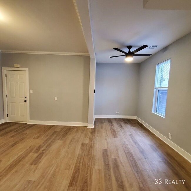 Building Photo - Brand New Rehab 2 Bedroom 2 Bath Duplex in...