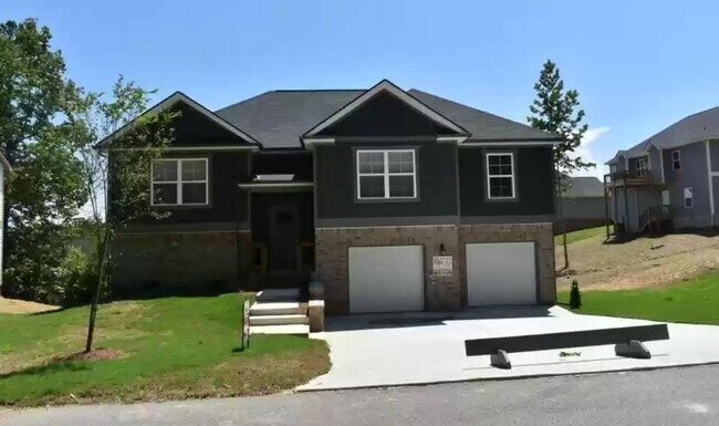 Foto del edificio - 3 Bedroom + Full Finished Basement Home fo...