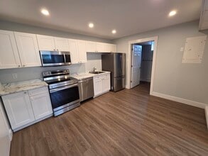 Building Photo - 250 Ellerdale St