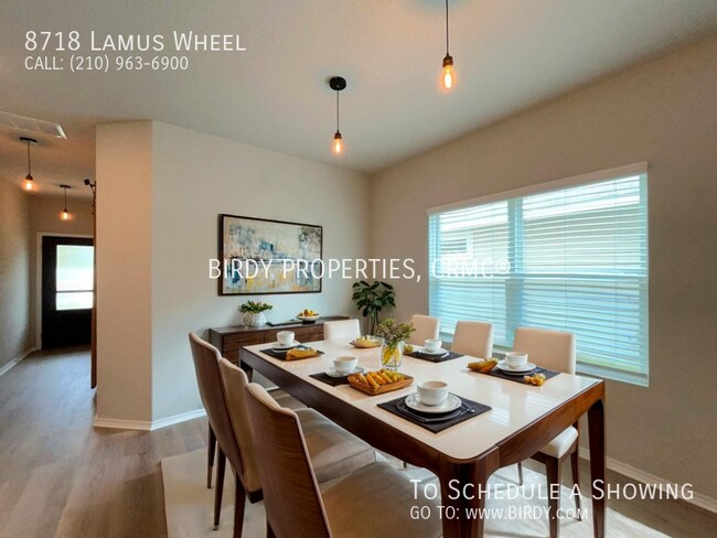 Foto del edificio - 8718 Lamus Wheel