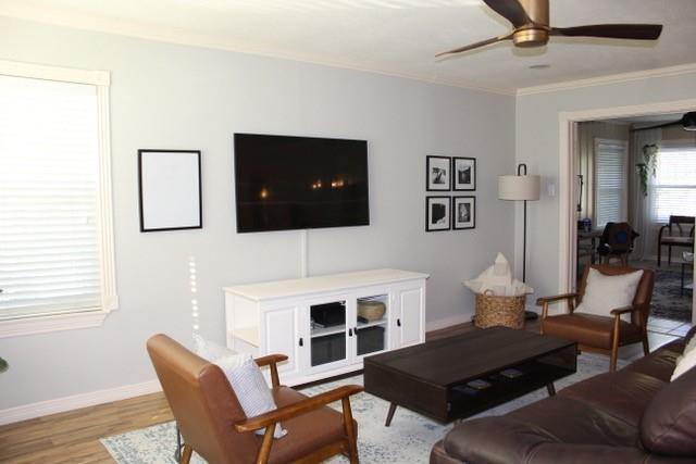 Foto del edificio - 8011 Lorrie Dr