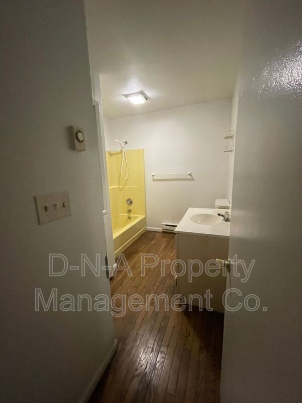 Foto del edificio - 940 Ann St