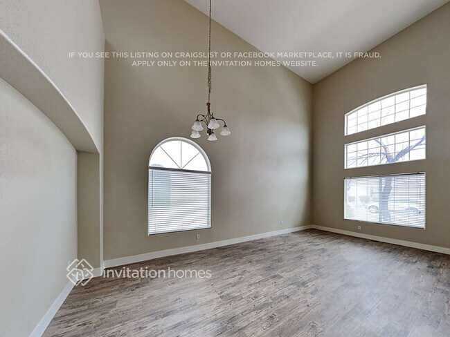 Foto del edificio - 5521 Colorado Breeze Way