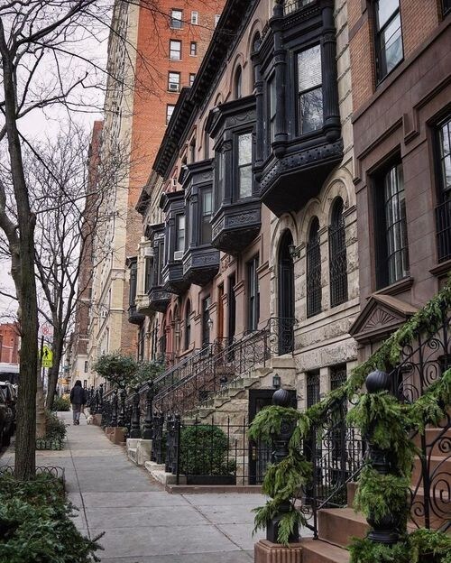 Building Photo - 314 E 91st St