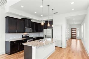 Building Photo - 7405 Oberon St