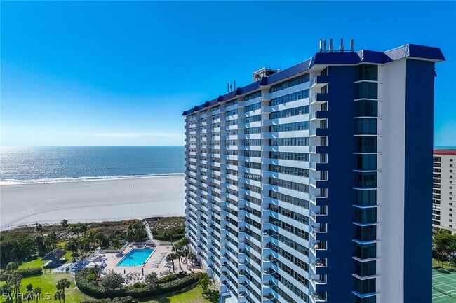 Foto del edificio - 58 N Collier Blvd