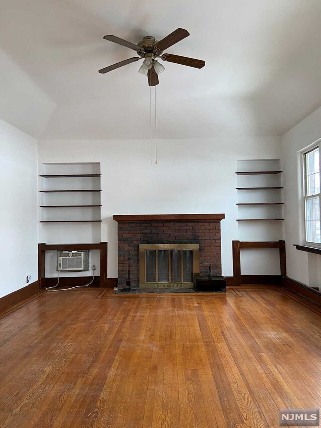 Foto del edificio - 182 Farnham Ave