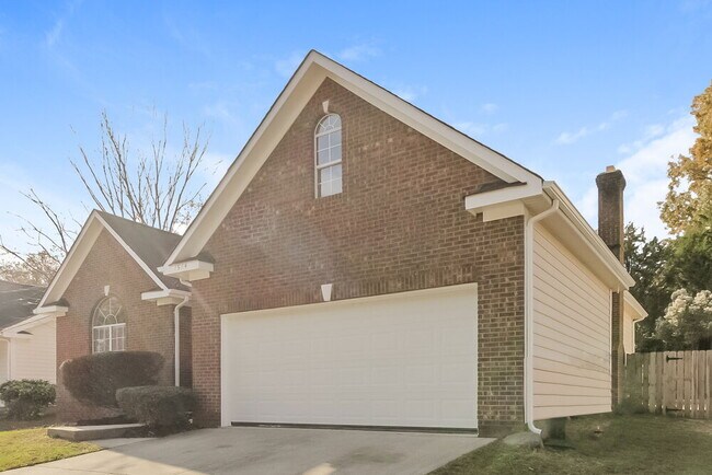 Building Photo - 1514 Jeffrey Bryan Dr