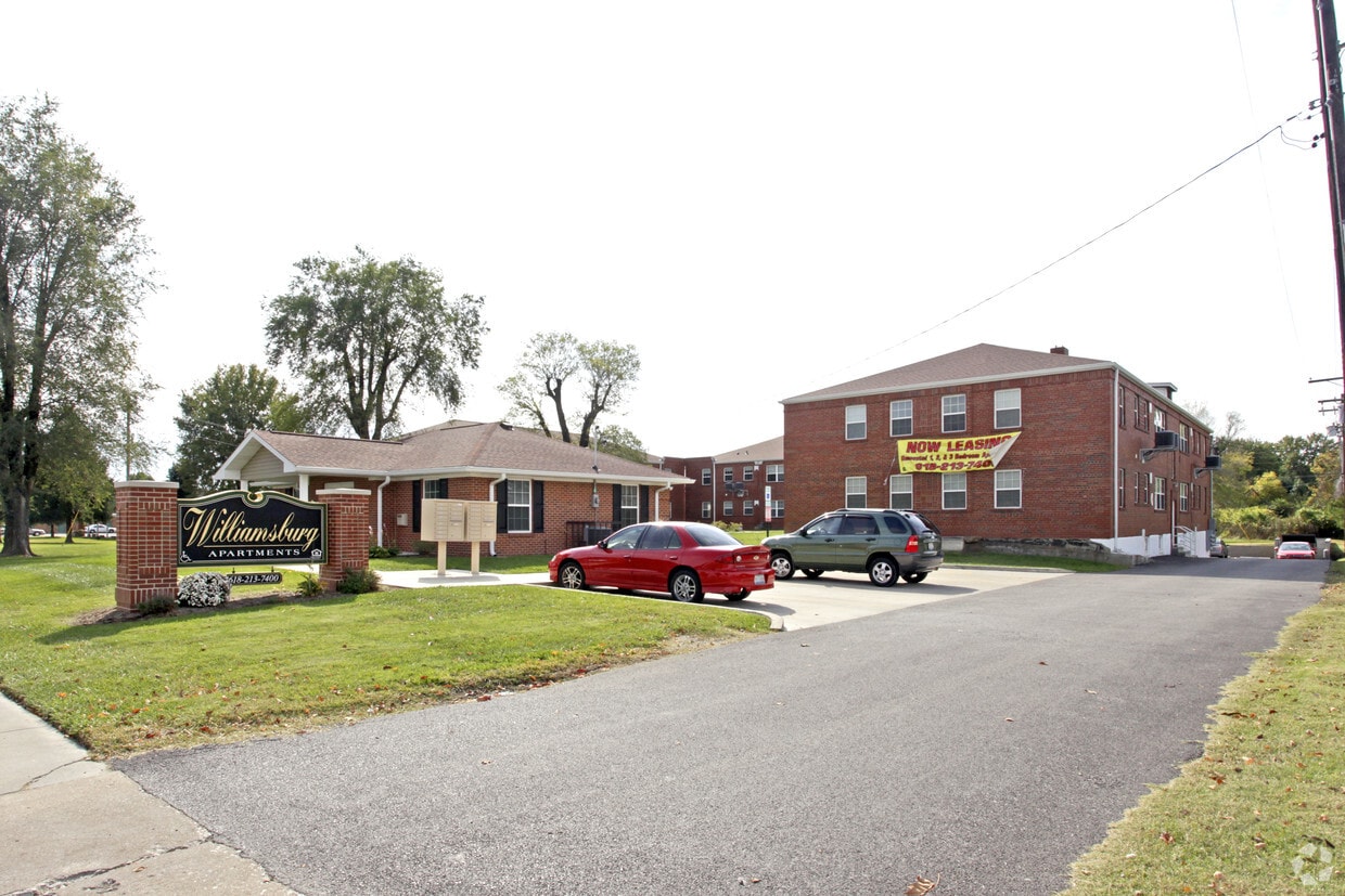 6900 W Main St. - Williamsburg Apartments
