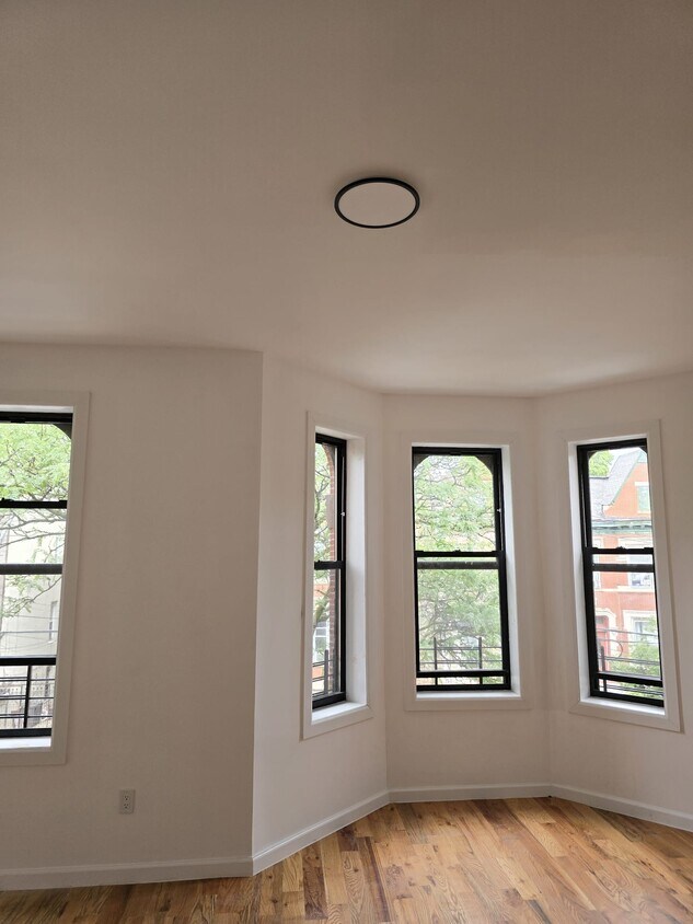 Building Photo - 1473 Brooklyn Ave
