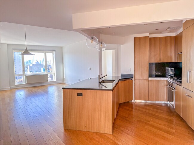 Foto del edificio - 1280 5th Ave