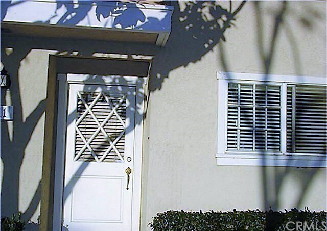 Building Photo - 11 Woodfern