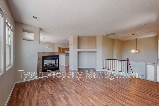 Building Photo - 10912 Dream Weaver NW