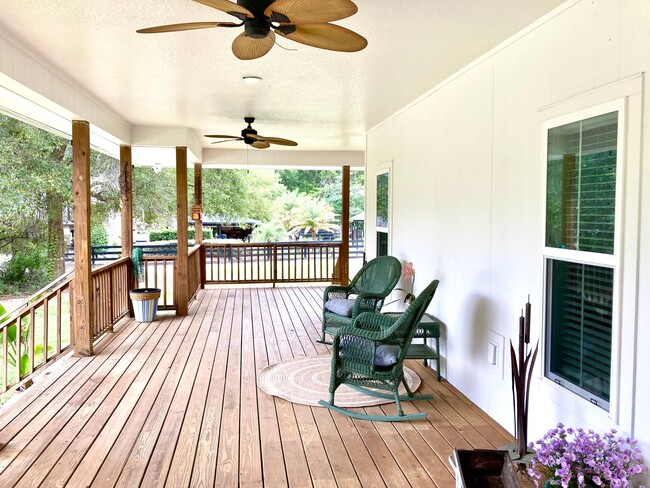 Building Photo - Tranquil Porch Retreat