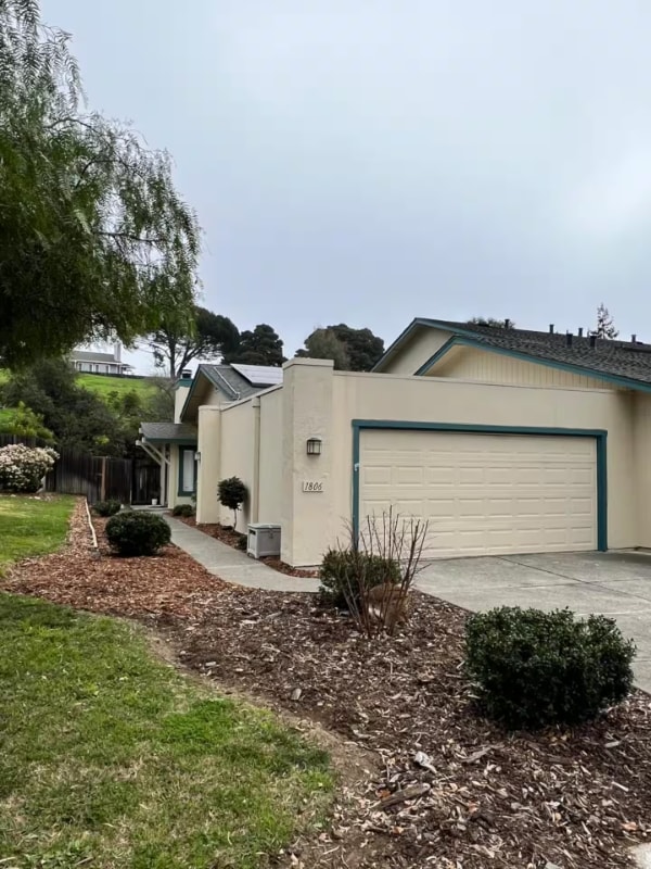 Primary Photo - 1806 London Dr