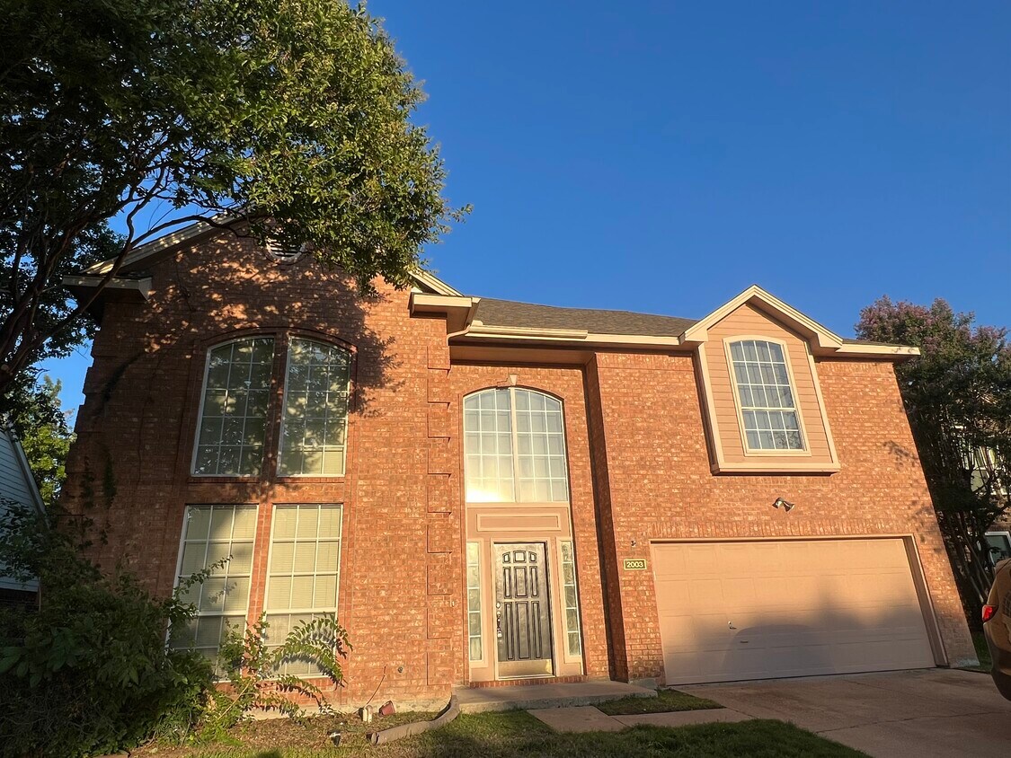 2003 Choctaw Ridge Dr, Lewisville, TX 75067 House Rental in