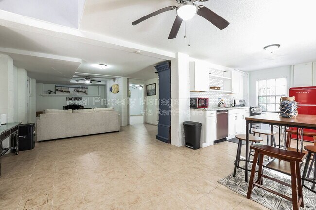 Foto del edificio - 2219 72nd St