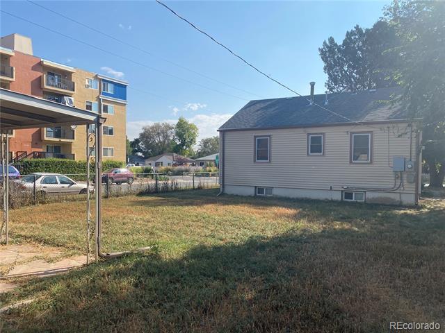 Building Photo - 1795 Ulster St