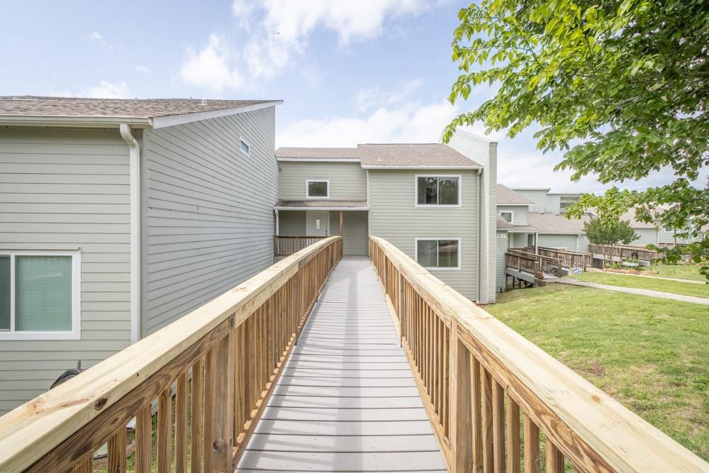 325 Carolcrest Ln Unit 16, Livingston, TX 77351 Condo for Rent in