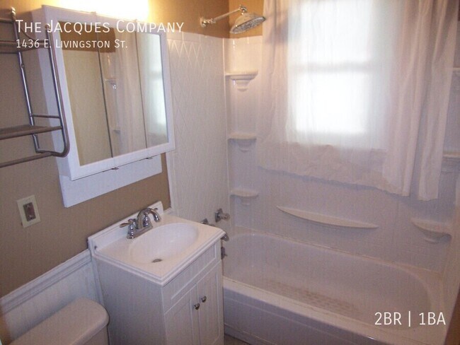Foto del edificio - 1436 E Livingston St