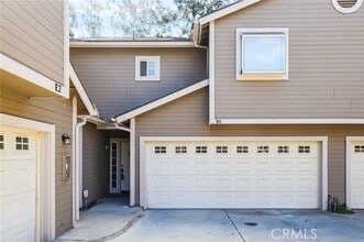 Building Photo - 2210 Canyon Dr