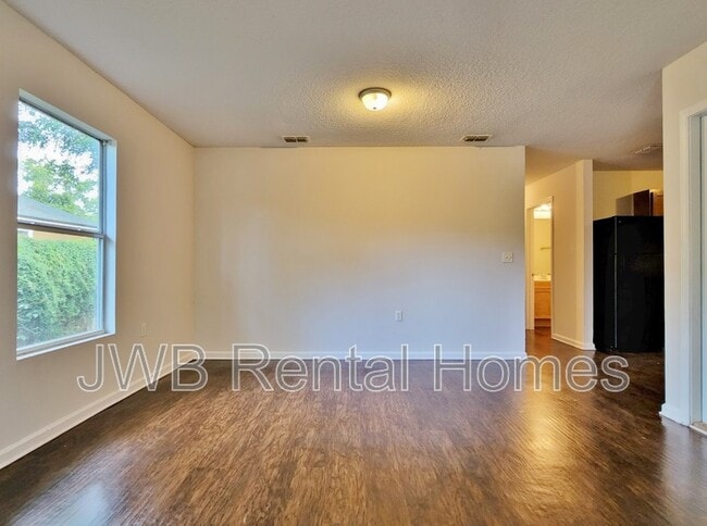 Building Photo - 8211 Firetower Rd
