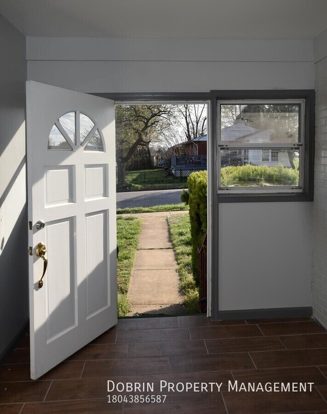 Building Photo - 1804 Appomattox St