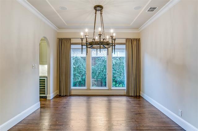 Building Photo - 631 Creekway Dr