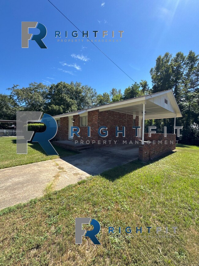 Foto del edificio - Lovely Ranch Style Home