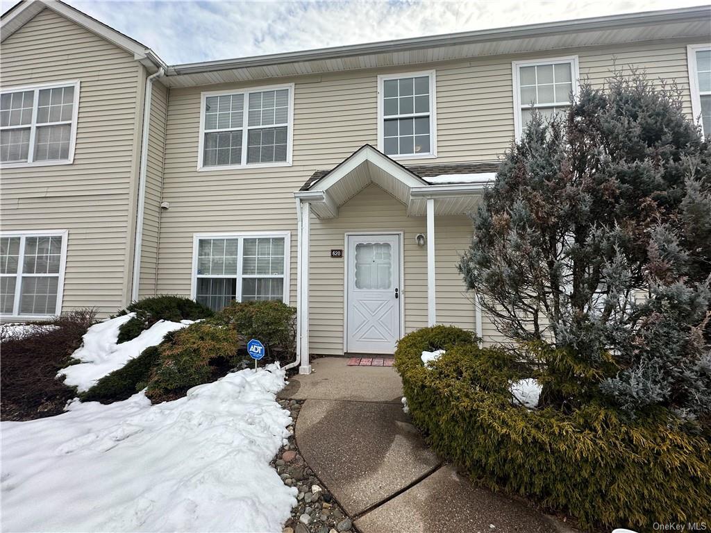 Foto principal - 620 Crab Apple Ln