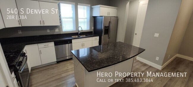 Foto del edificio - GORGEOUS Downtown Unit!!!