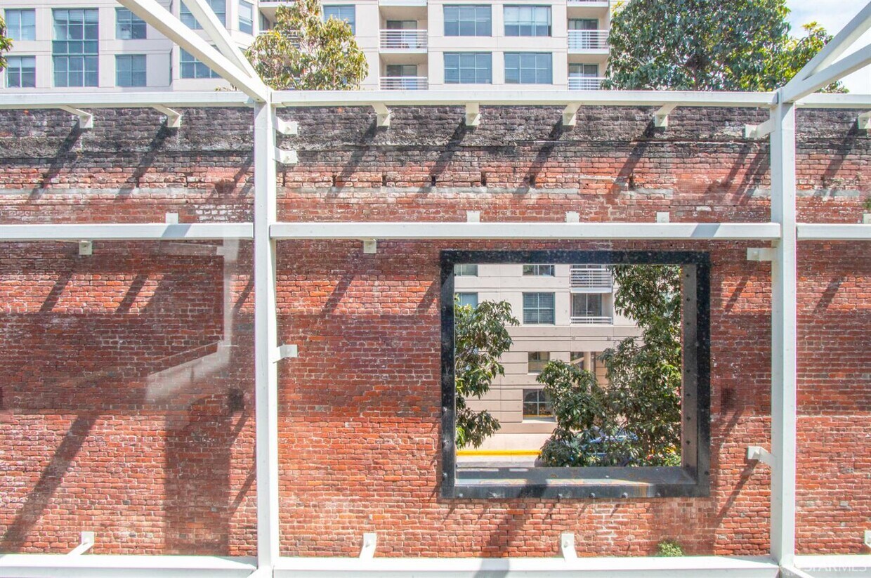 Foto principal - 650 Delancey St