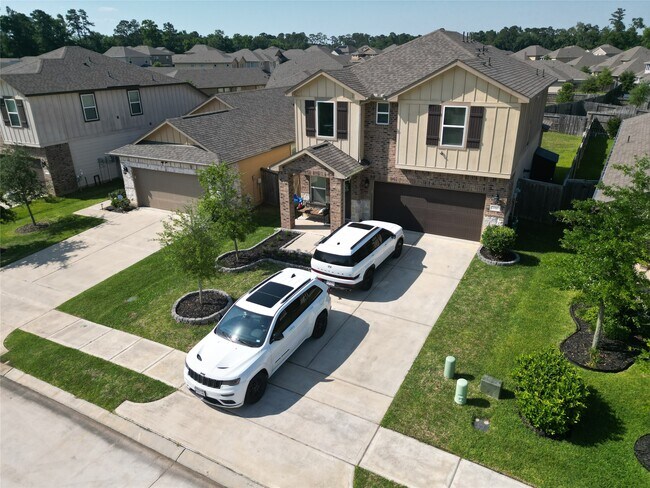 Foto del edificio - 7010 Silverleaf Oak St