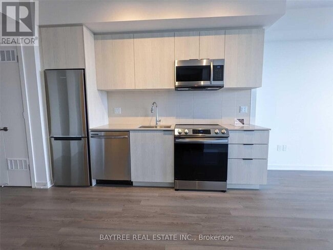 Building Photo - 48 Power St