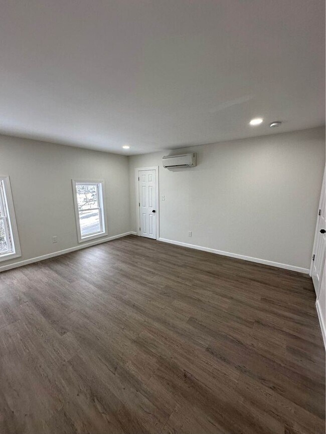 Foto del edificio - 536 Beach St
