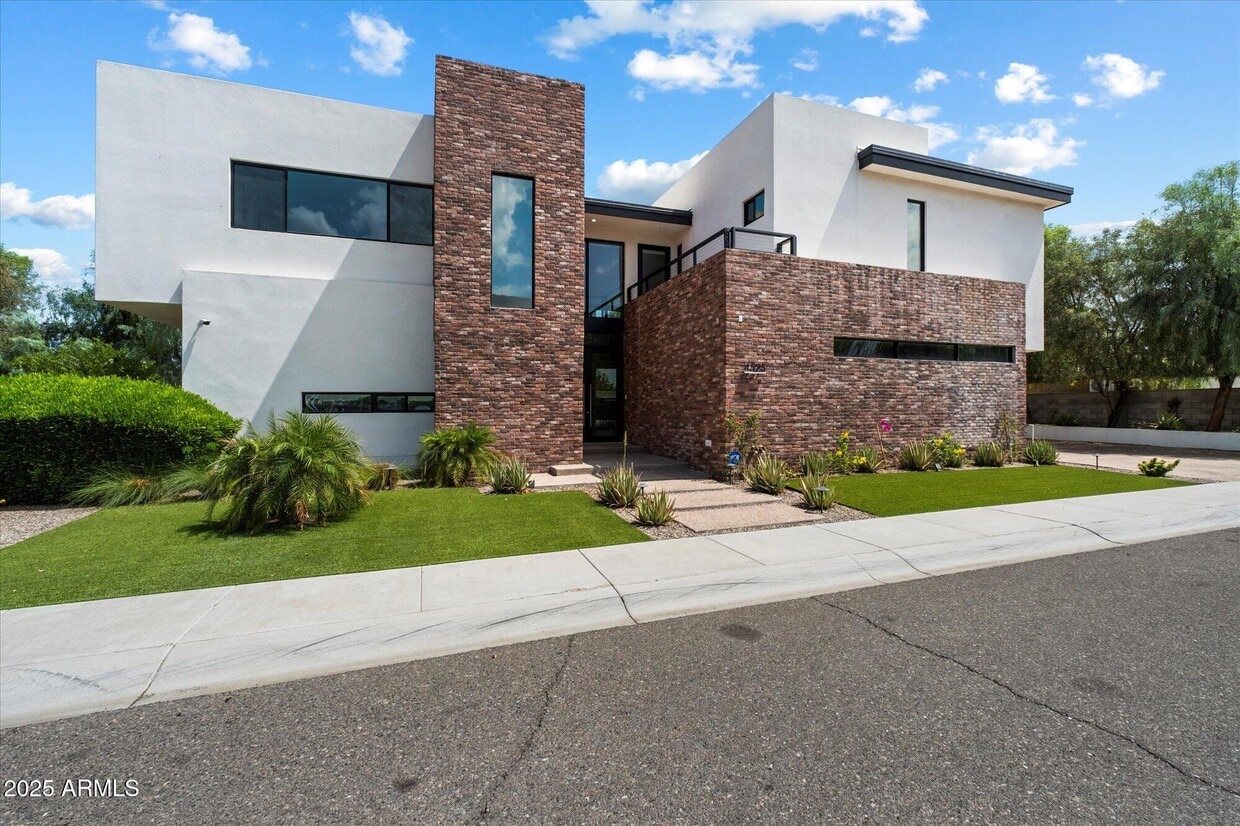Primary Photo - 4525 N 36th Way