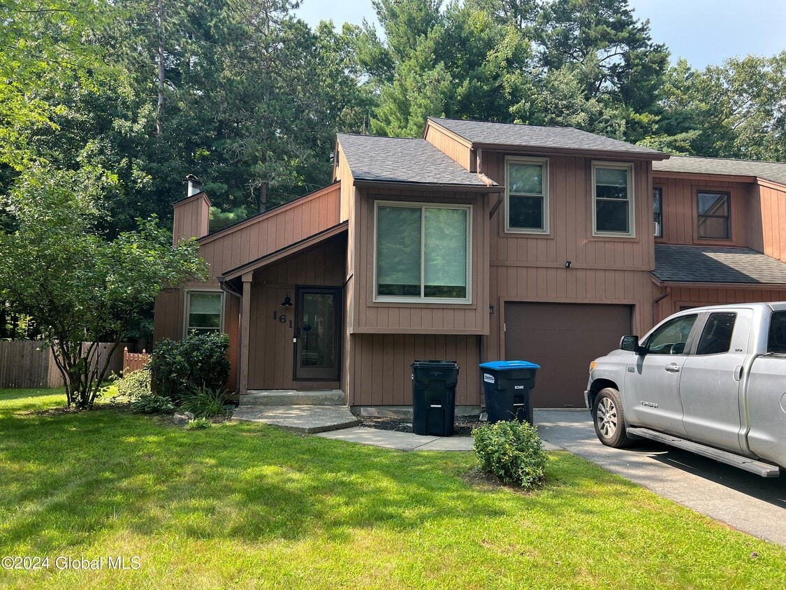 Primary Photo - 161 Thimbleberry Rd