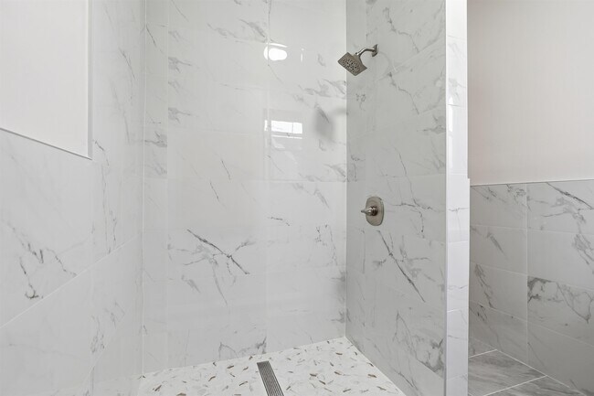 Foto del edificio - 143 W 26th St