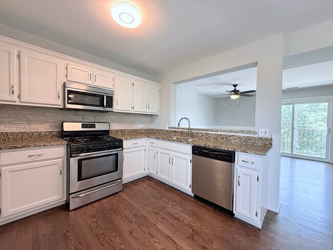 Foto del edificio - 7859 W Addison St