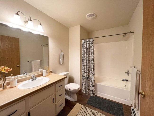 Interior Photo - Birchwood Apartments