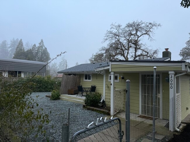 Building Photo - 2000 Lampman Rd