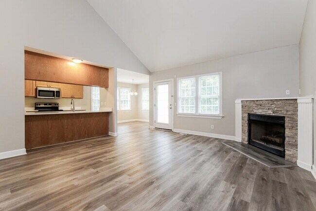Building Photo - 1005 Bren Village Ct