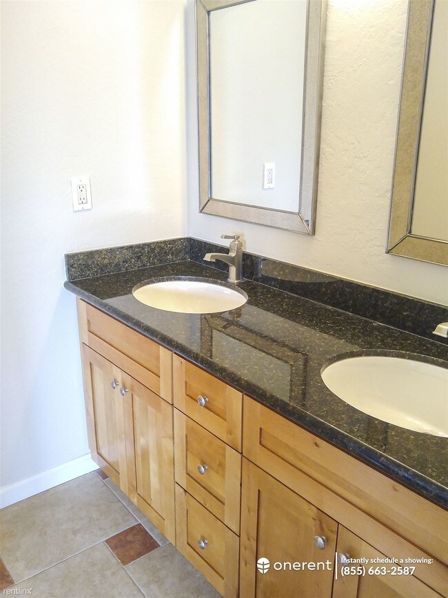 Building Photo - 4 br, 2 bath House - 776 Hagemann Drive -