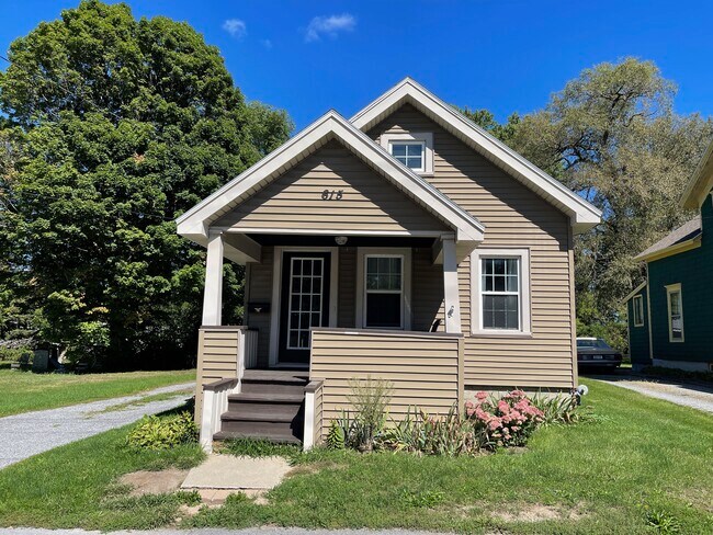 Foto del edificio - 615 Ellicott St