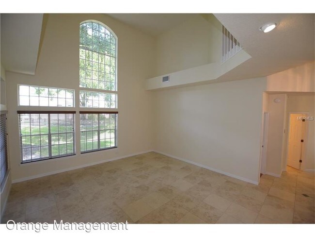 Building Photo - 1280 Glencrest Dr
